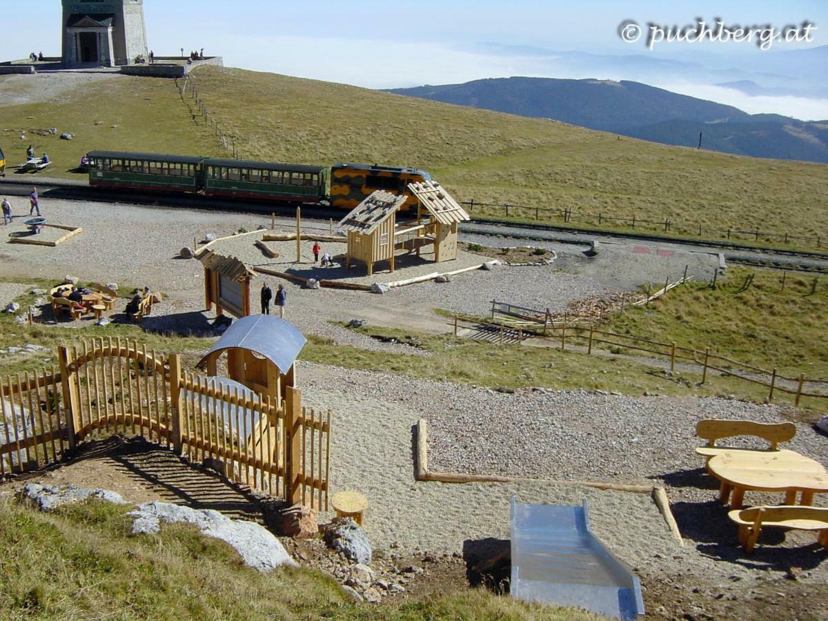 Haus Lenz Ferienwohnungen - Fam Ostermann Puchberg am Schneeberg Exterior foto